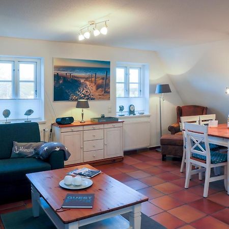 Ferienwohnung Britta Wyk auf Föhr Екстериор снимка