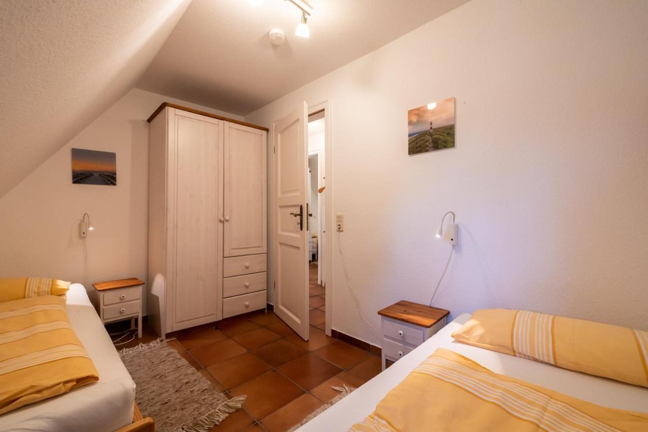 Ferienwohnung Britta Wyk auf Föhr Екстериор снимка